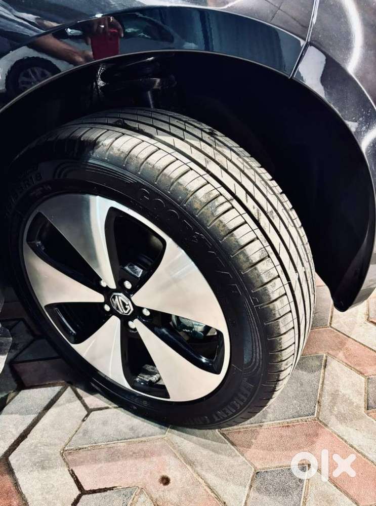 Mg Windsor Ev Essence, 2025, Electric