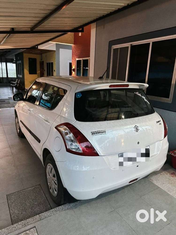 Maruti Suzuki Swift Vxi, 2016, Petrol