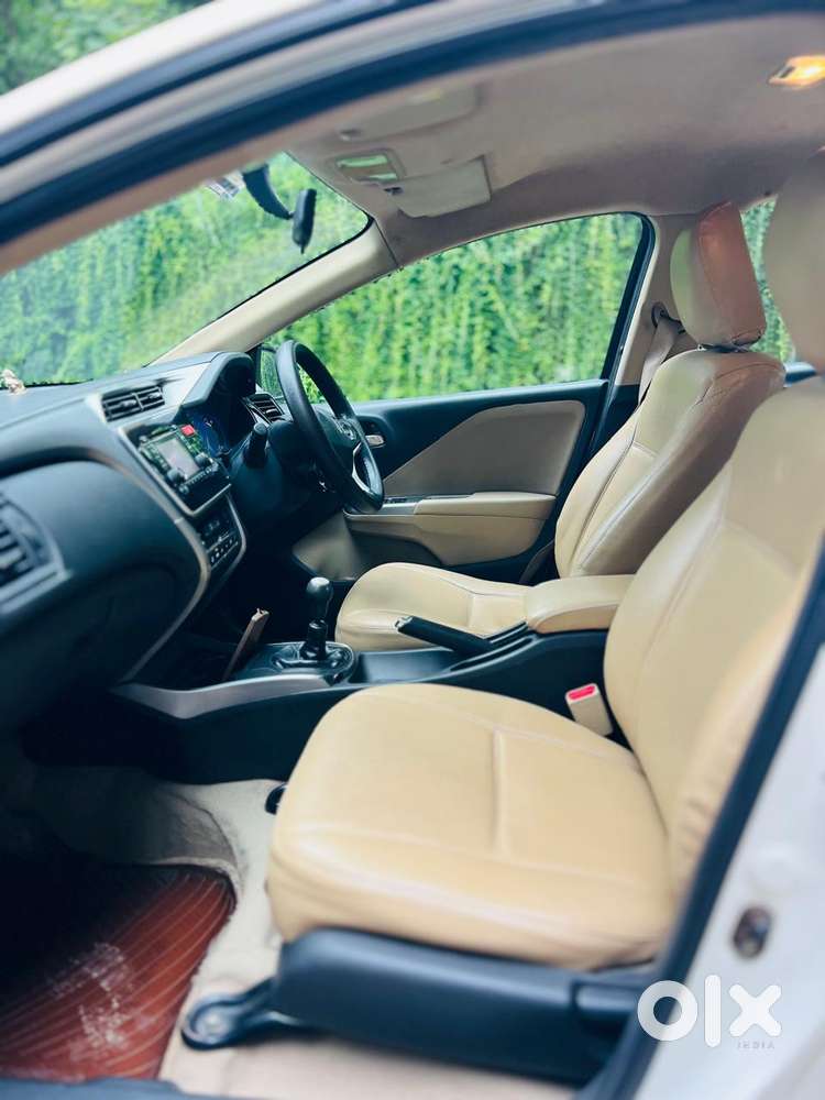 Honda City 1.5 V Mt, 2015, Petrol
