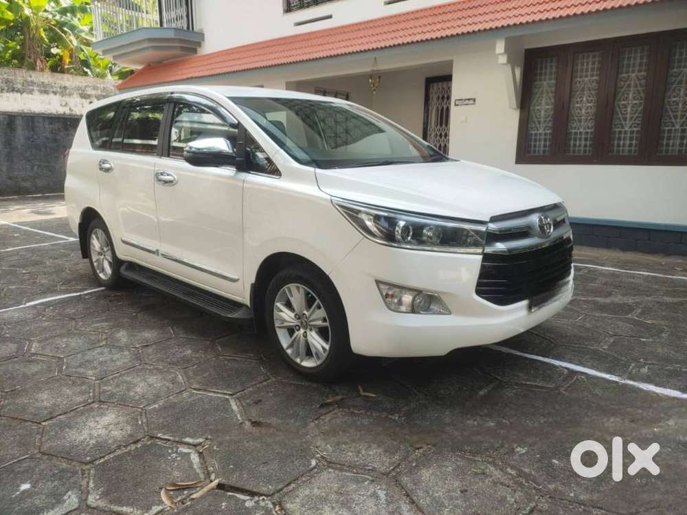 Toyota Innova Crysta 2.8 Zx At 7 Seater, 2018, Diesel