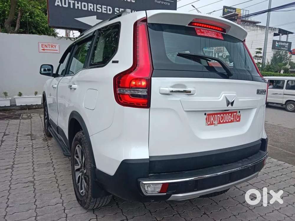 Mahindra Scorpio N Z8 Petrol At 7 Str, 2025, Petrol