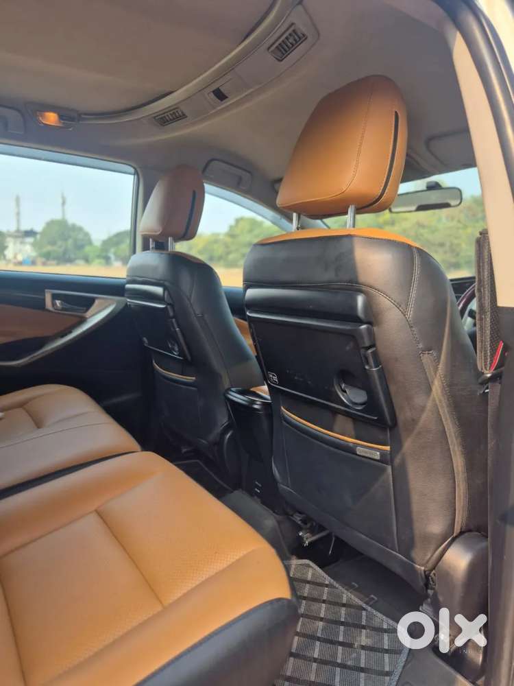 Toyota Innova Crysta [2020-ongoing] 2.4 Vx 7 Str, 2016, Diesel