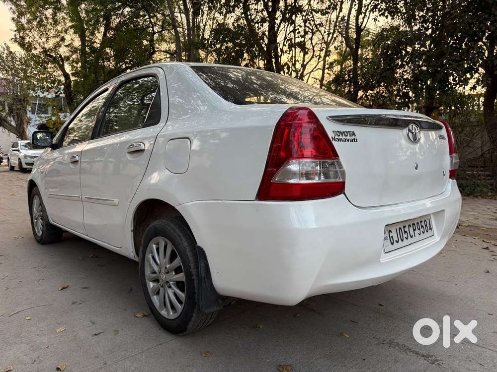 Toyota Etios 2010-2012 V, 2011, Petrol