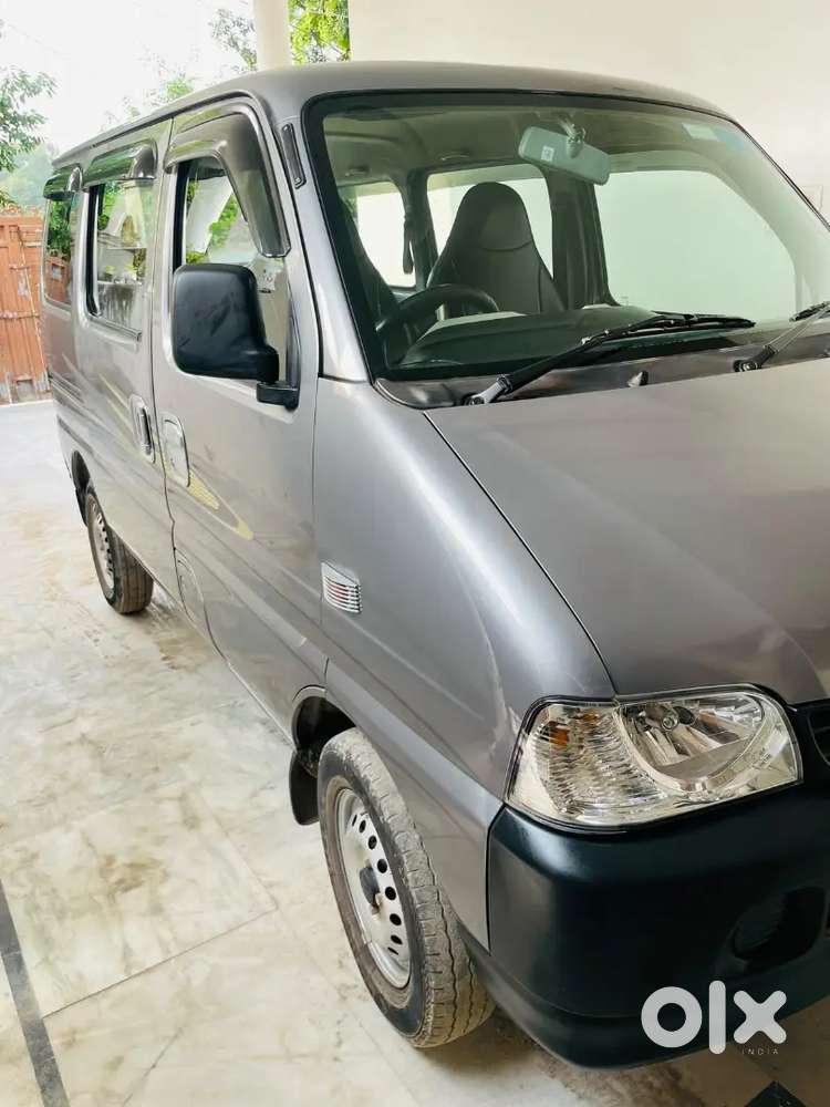 Maruti Suzuki Eeco 2024 Gray Color Jk11 Number Warranty Till 2029