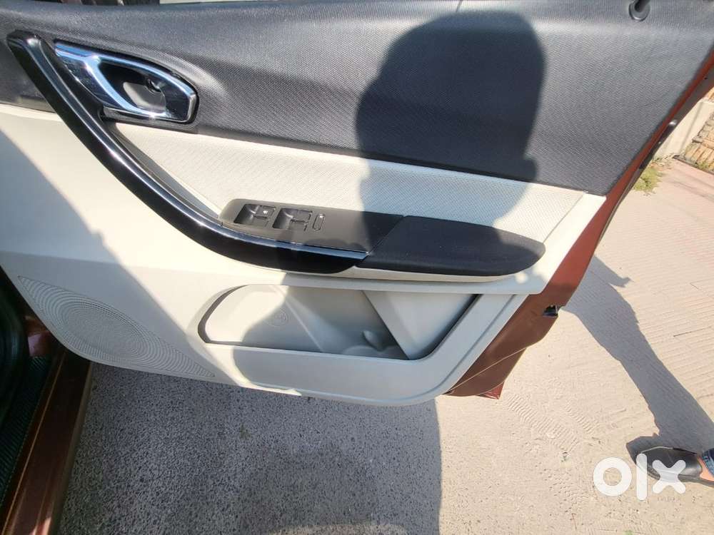 Tata Tigor Top Model Cng  Auto Headlamps  Auto Wipers