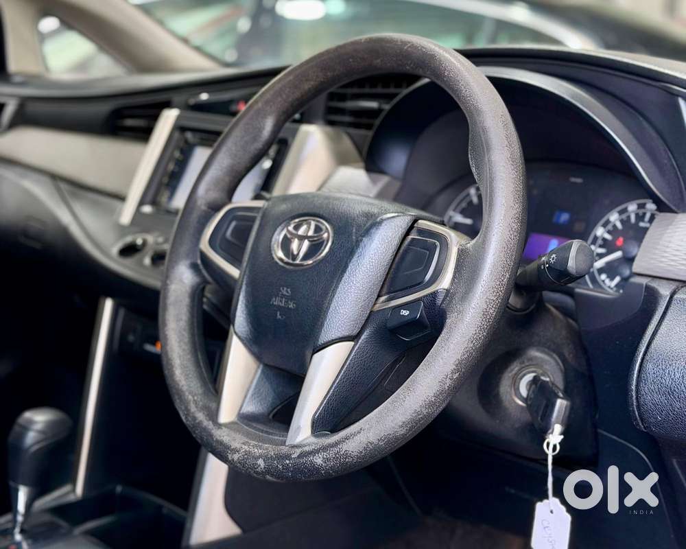 Toyota Innova Crysta 2.8 Gx At 8s, 2016, Diesel