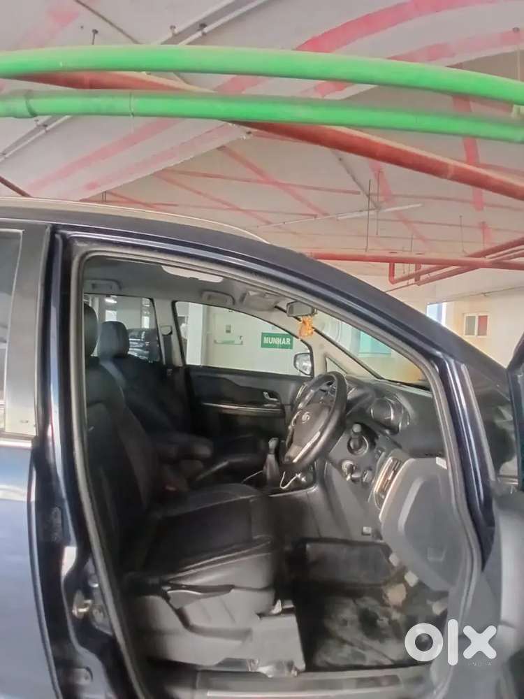 Tata Hexa 2.2 Xt 2017