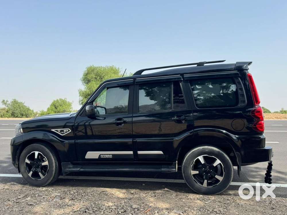 Mahindra Scorpio Classic 2023 Diesel Well Maintained