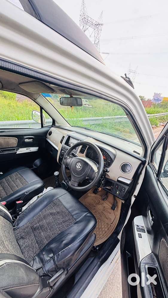 2016 Wagon R Lxi Cng Maruti Suzuki Year