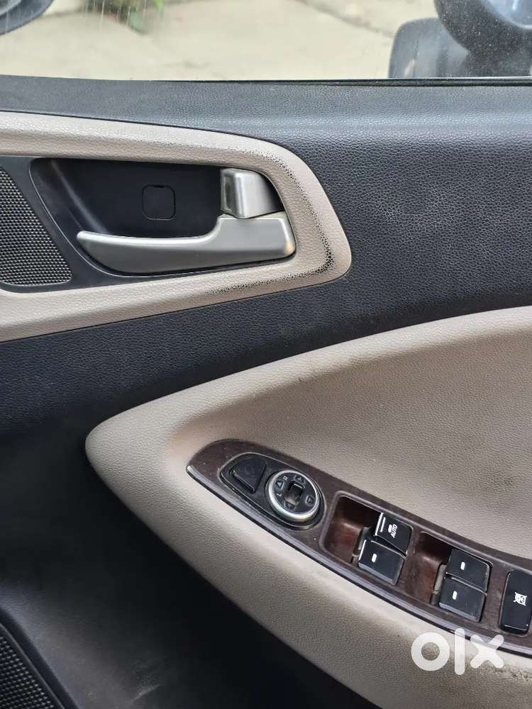 Hyundai Asta Top I20 2015 Car