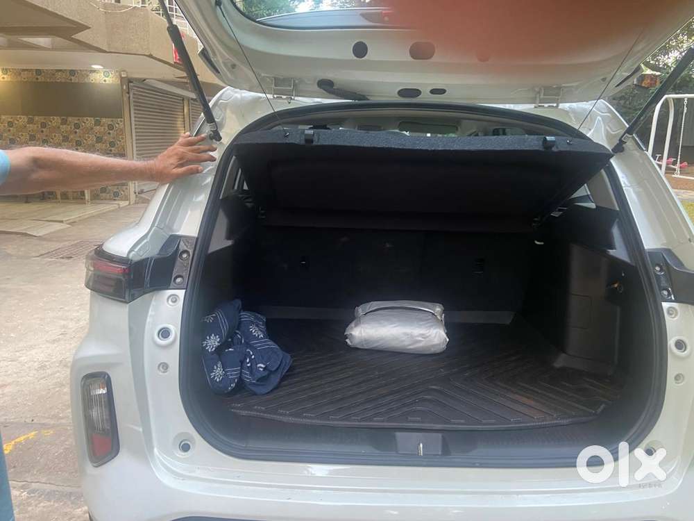 Maruti Suzuki Grand Vitara 1.5 Delta Smart Hybrid, 2025, Petrol