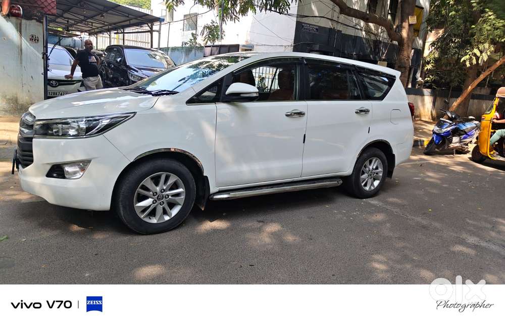 Toyota Innova Crysta 2.8 Gx At, 2016, Diesel