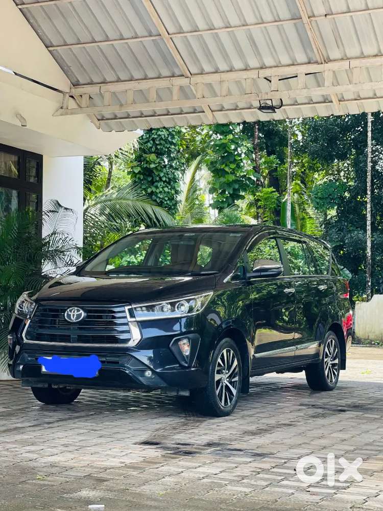Toyota Innova Crysta 2022