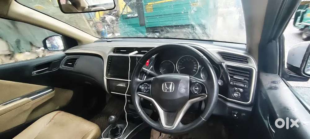 Honda City Vx I-vtec 2015 , Sunroof, Cng On Papers