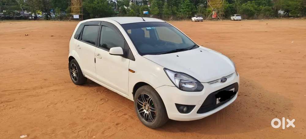 2012.ford Figo