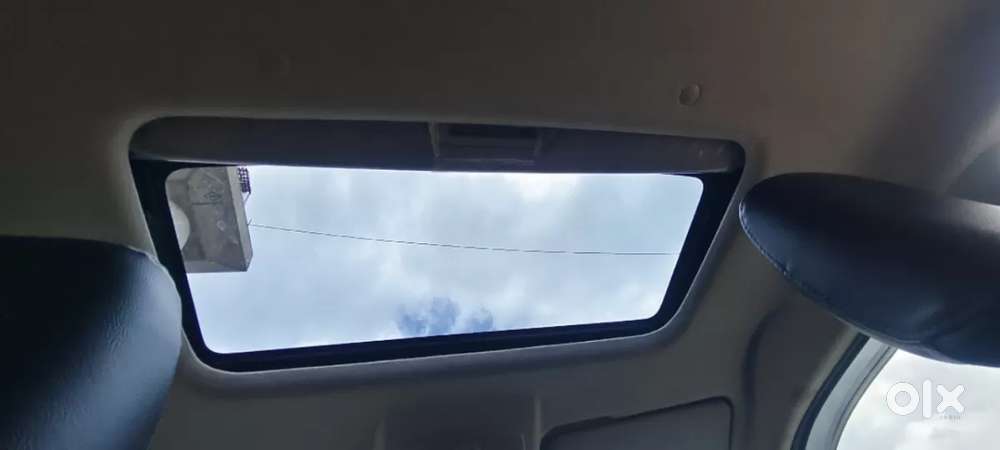 Maruti Suzuki Vitara Brezza 1.5 Zxi Plus At Dual Tone, 2022, Petrol