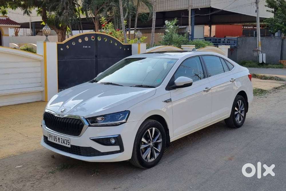 Skoda Slavia Style 1.0l Tsi At, 2022, Petrol