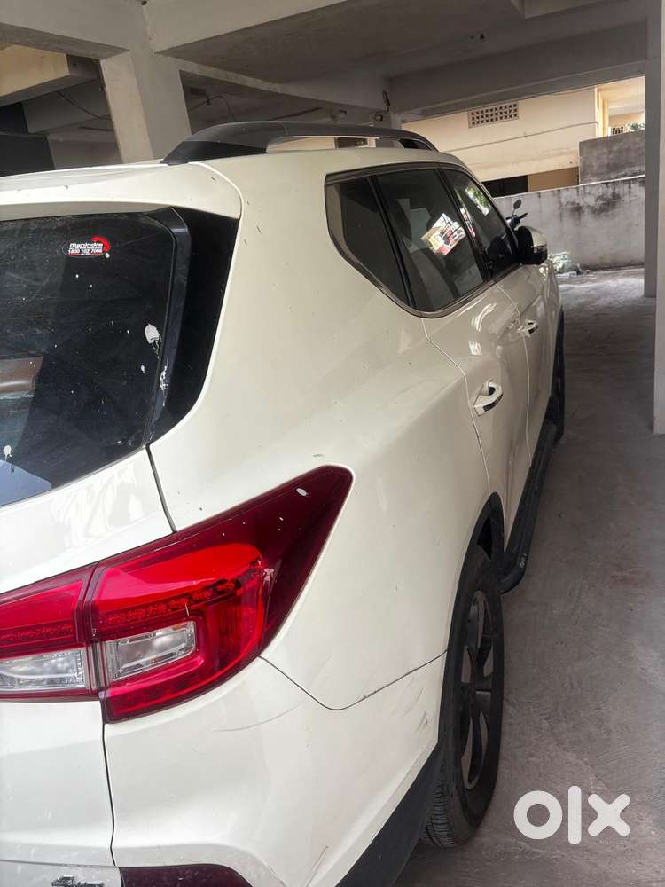 Mahindra Alturas G4 4x2 At, 2019, Diesel