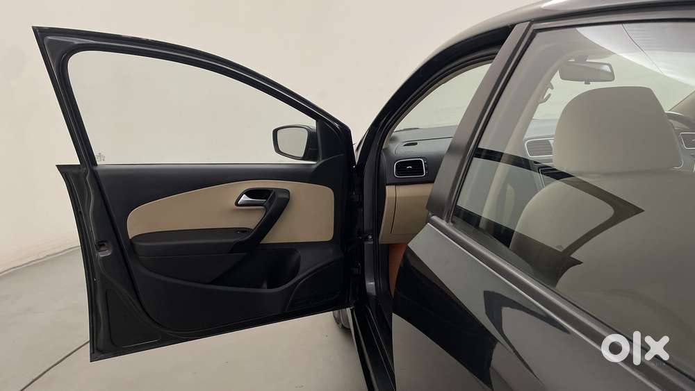 Volkswagen Polo 2009-2013 Petrol Highline 1.2l, 2015, Petrol