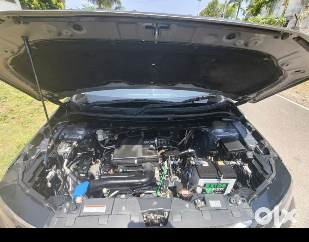 Maruti Suzuki Brezza 1.5 Vxi At Smart Hybrid, 2022, Petrol