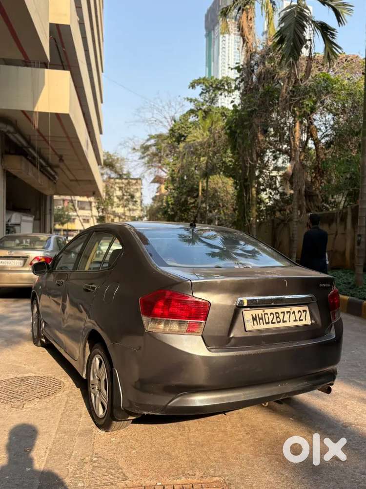 Honda City Petrol 2010 Variant