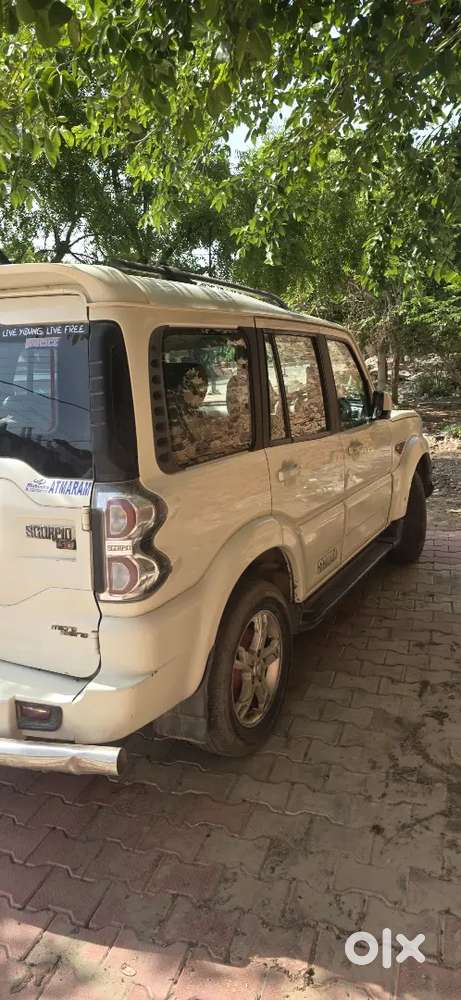 Mahindra Scorpio 2015 Diesel 99000 Km Driven