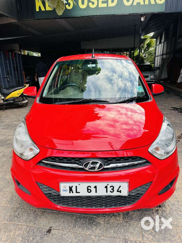 Hyundai I10 Sportz At, 2012, Petrol