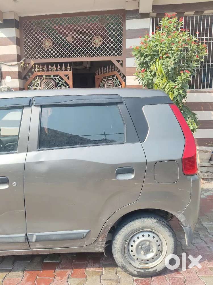 Wagonr Lxi (o) Cng  Delhi Registered  2021