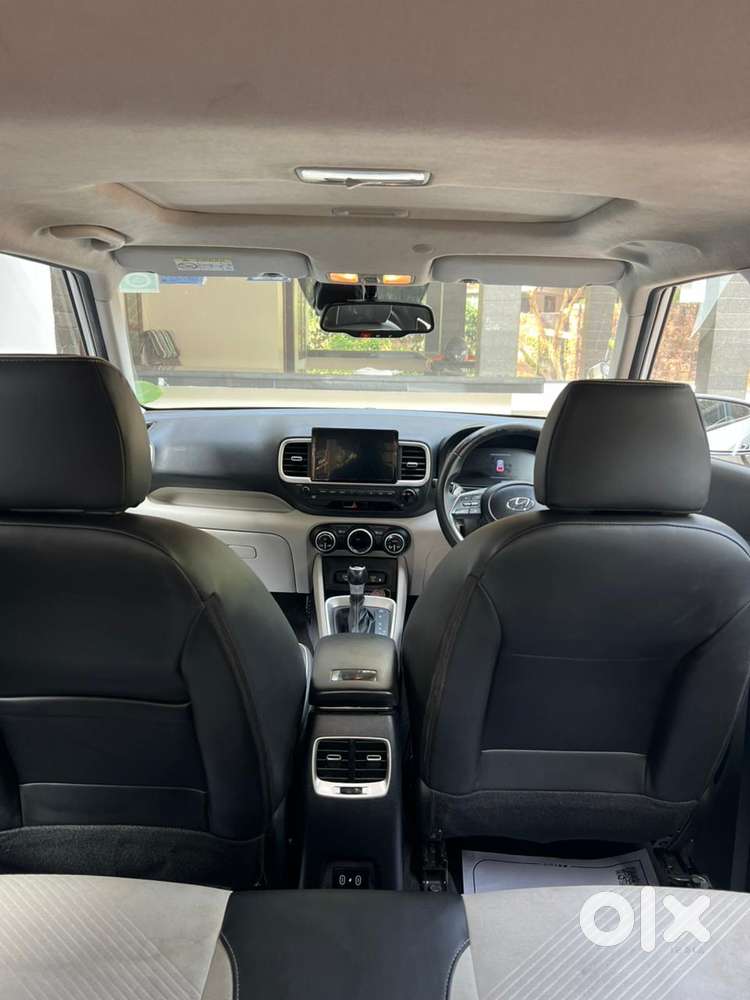 Hyundai Venue 1.0 Sx (o) Turbo Dct, 2023, Petrol