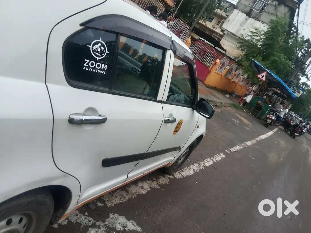 Maruti Suzuki Dzire 2015
