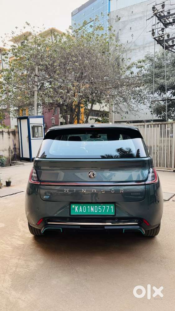 Mg Windsor Ev 2024 Electric 3000 Km Driven
