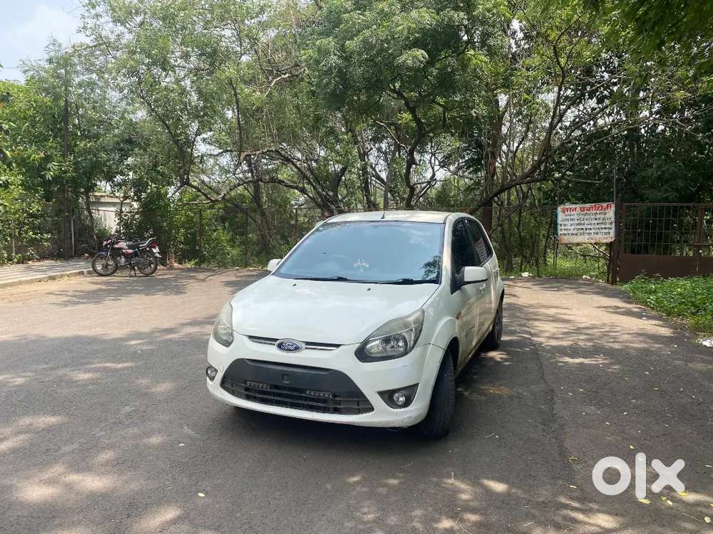 Ford Figo 2013 Petrol Manual
