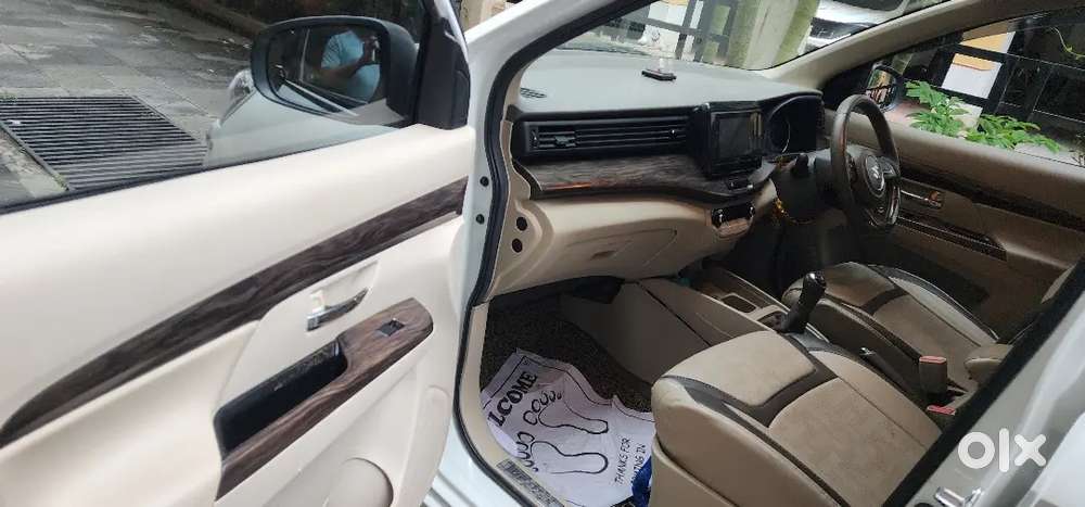 Maruti Suzuki Ertiga Zxi 2022