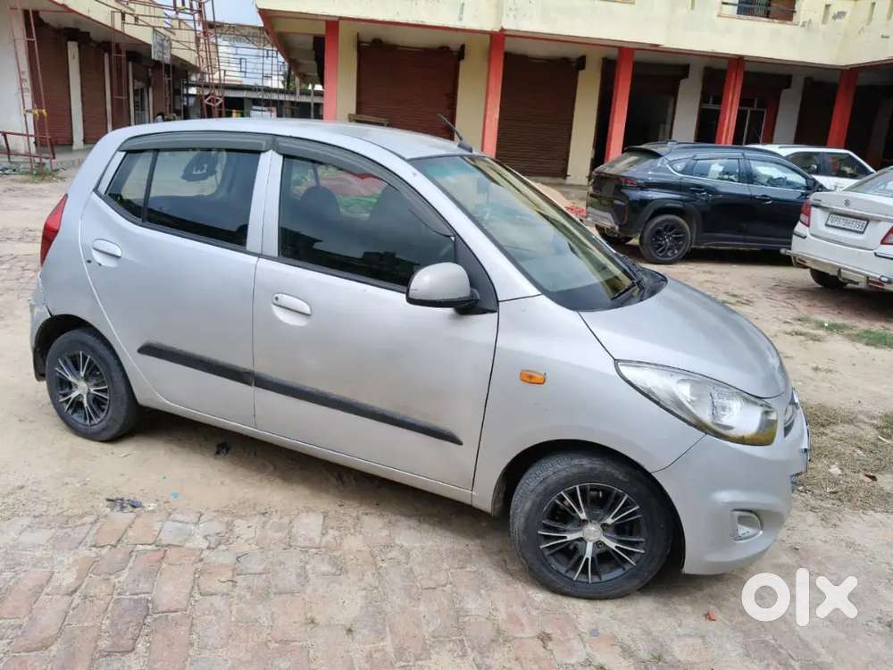 Hyundai I10 Magna Petrol 2012
