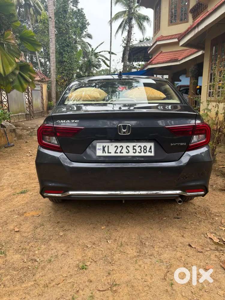 Honda Amaze 2024 Petrol Well Maintained
