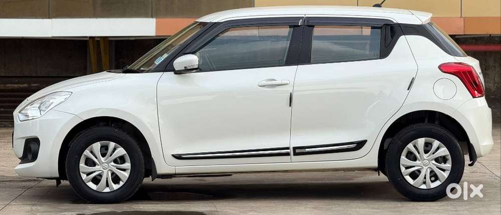 Maruti Suzuki Swift Vxi Optional, 2022, Petrol
