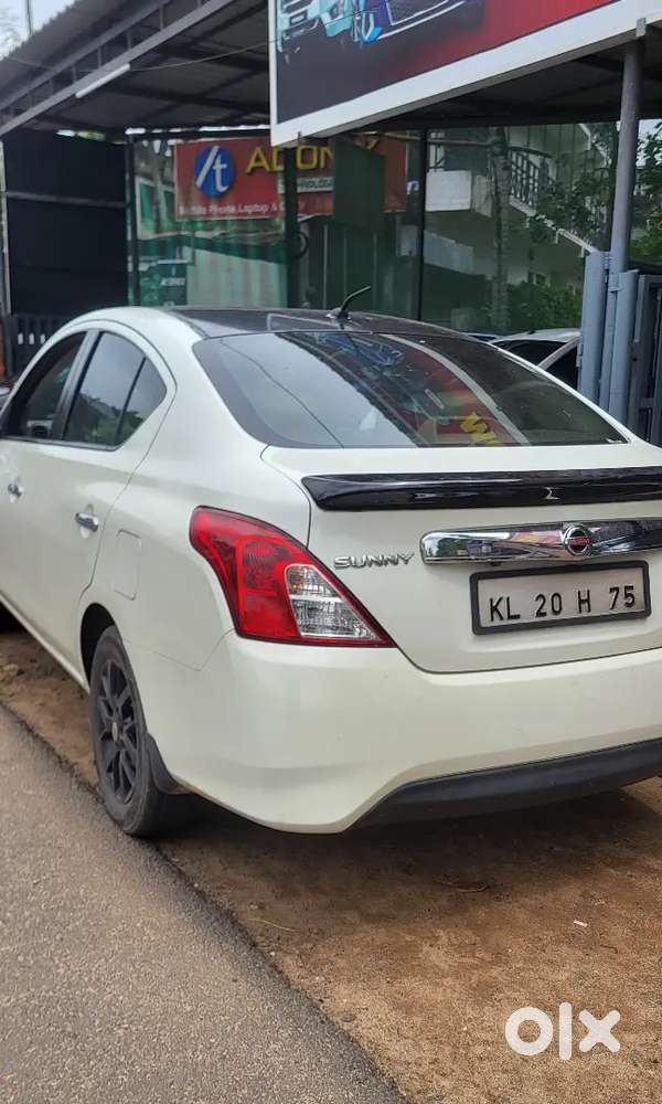 Nissan Sunny Xv Full Option Diesel 2014 Single Owner For Sale