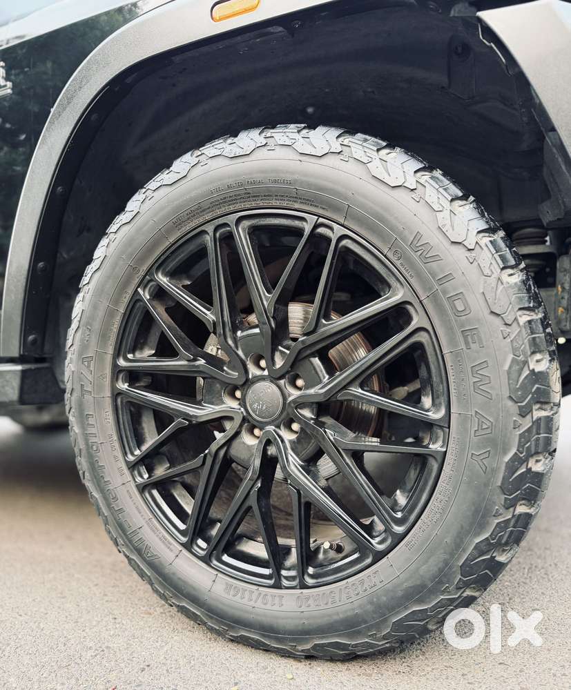 Mahindra Thar Lx P At 4wd 4s Ht, 2022, Petrol