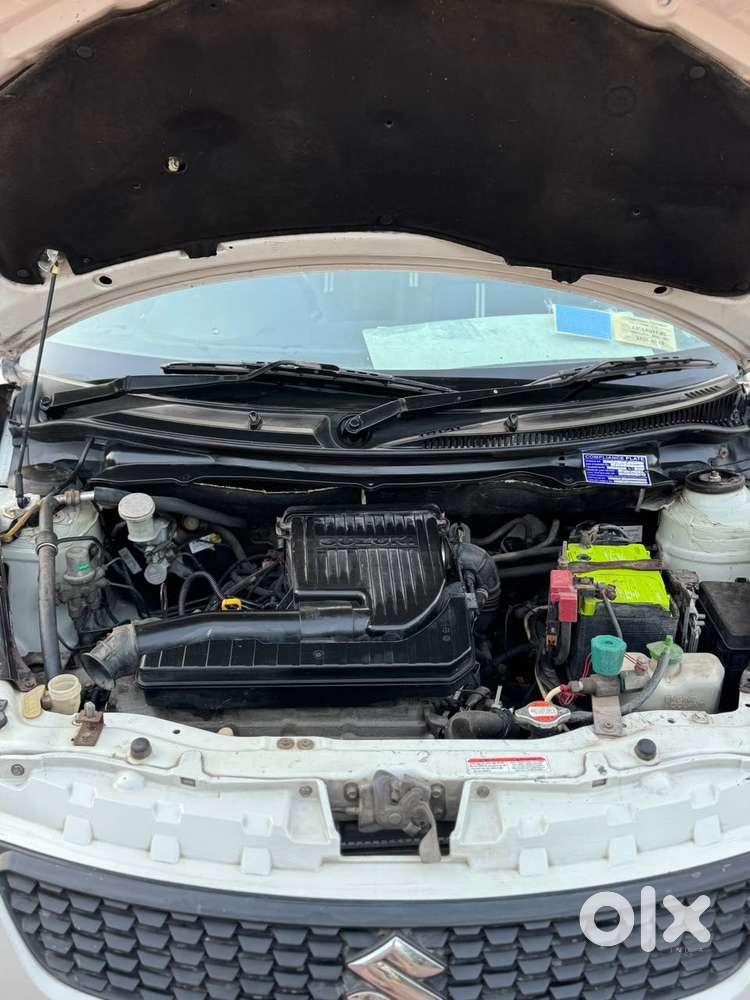 Maruti Suzuki Swift Vxi Cng, 2012, Cng & Hybrids