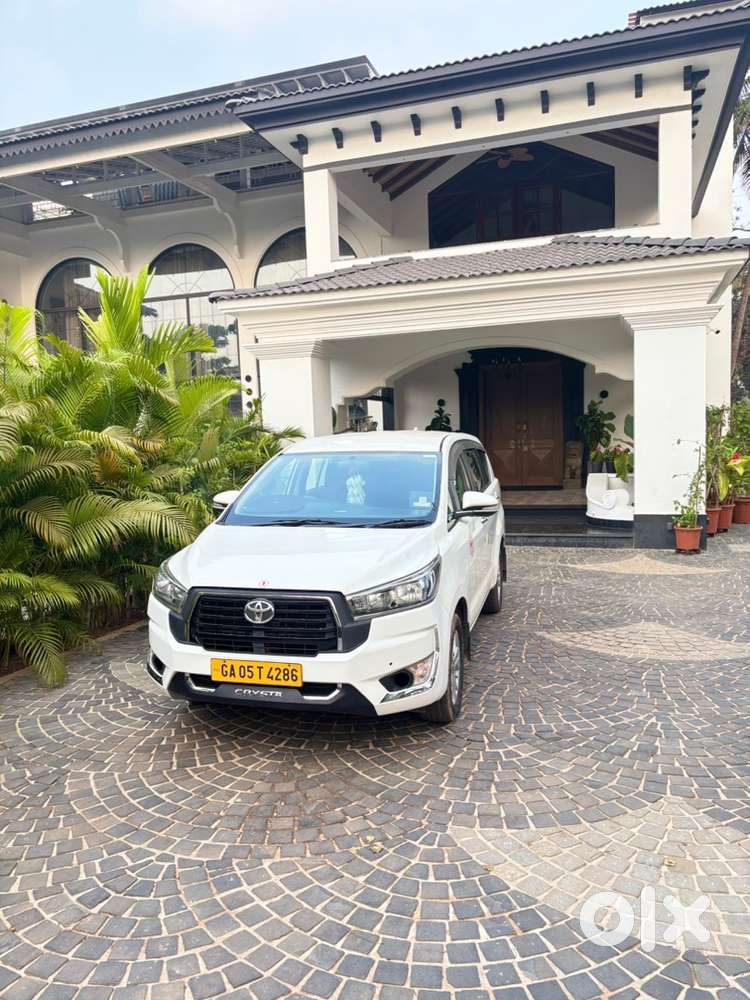 Toyota Innova Crysta 2017