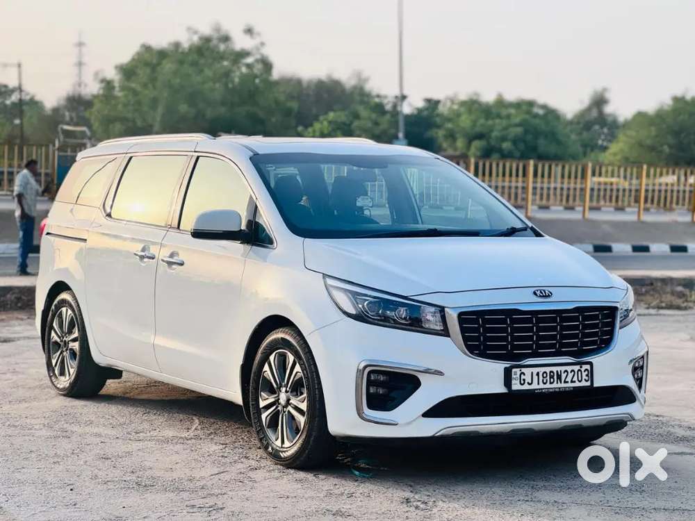 2021 Kia Carnival Limousine Plus