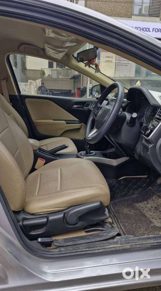 Honda City 1.5 V 5th Gen I-vtec Mt, 2022, Petrol