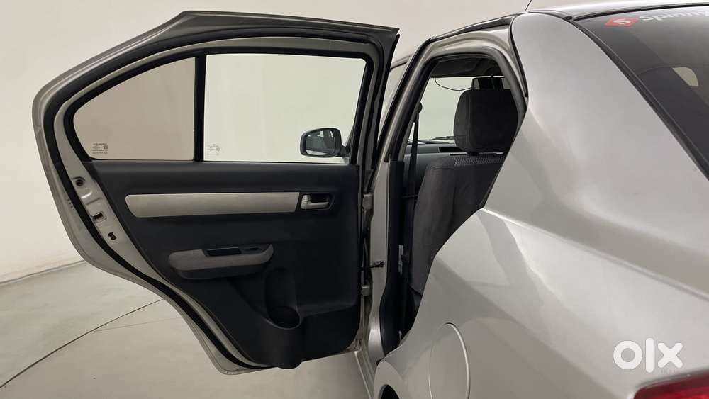 Maruti Suzuki Swift Dzire 1.2 Vxi Bsiv, 2011, Petrol