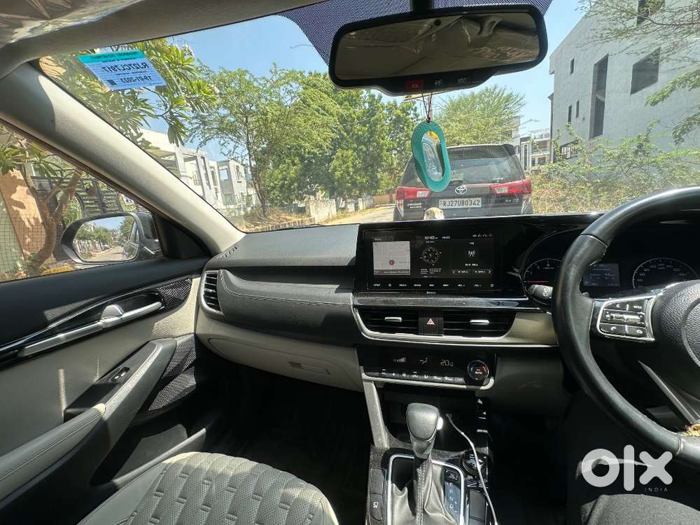Excellent Condition Less Driven Kia Seltos Ivt