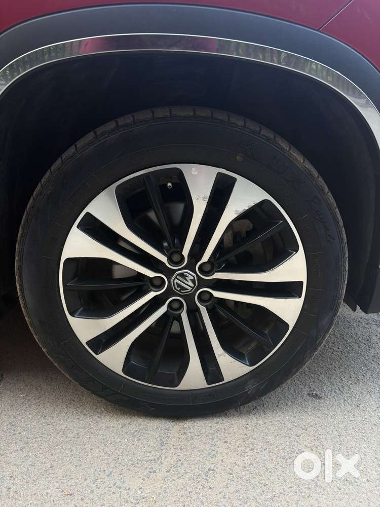 Mg Hector Plus Sharp Hybrid 1.5 Mt, 2021, Petrol