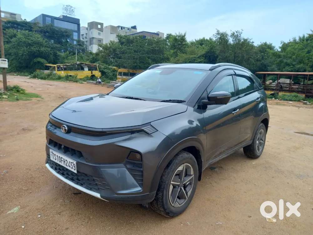 Tata Nexon Creative Plus 1.2 Revotron Petrol 7dca, 2023, Petrol