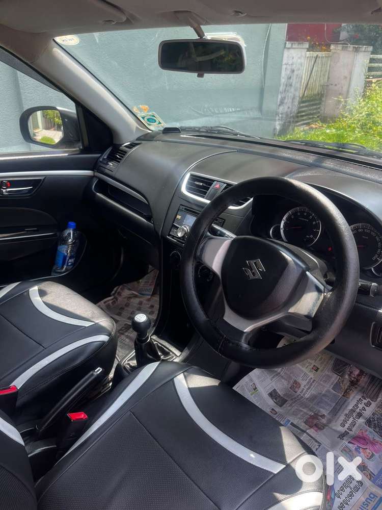 Maruti Suzuki Swift Vxi 1.2 Abs Bs-iv, 2013, Petrol