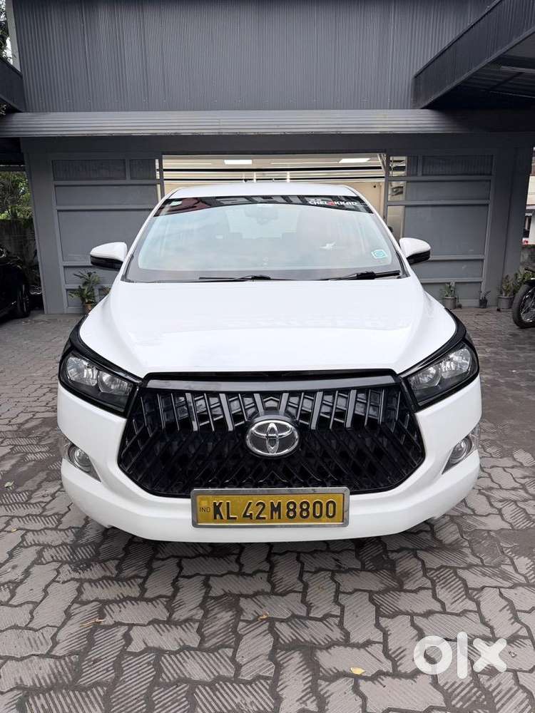 Toyota Innova Crysta 2016 Diesel 212000 Km Driven