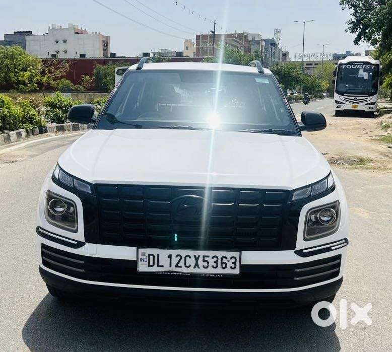 Hyundai Venue 1.0 Sx (o) Turbo Dct, 2024, Petrol