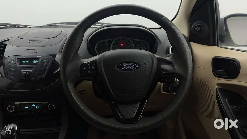 Ford Figo Aspire Titanium, 2016, Petrol